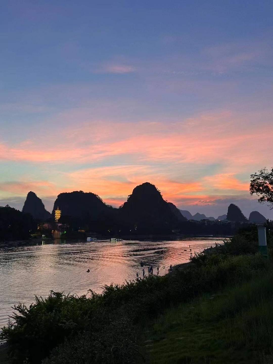 Li River Resort Villa Hotel Guilin Exteriör bild